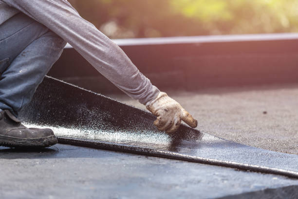 Professional Crawl Space Encapsulation technician working in Marne, MI